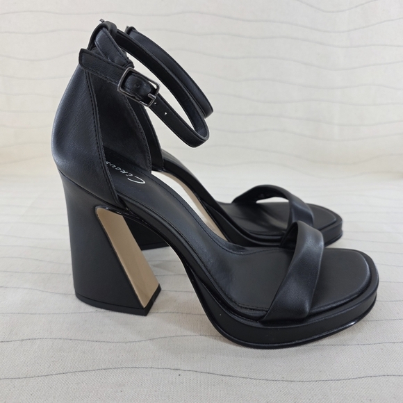 Circus by Sam Edelman Shoes - Circus by Sam Edelman Womens Holmes Black High Heeled Sandals Faux Leather Sz 7